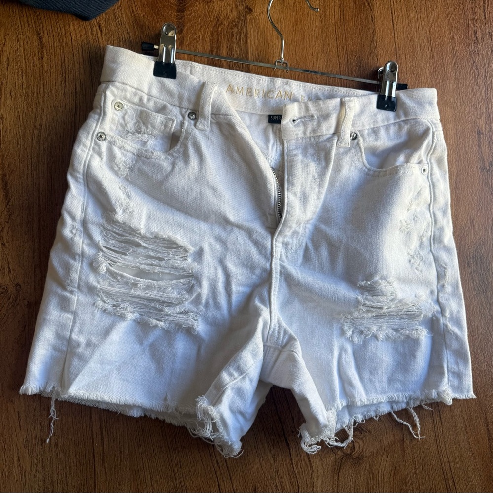 American Eagle Outfitters White High Waist Women Shorts